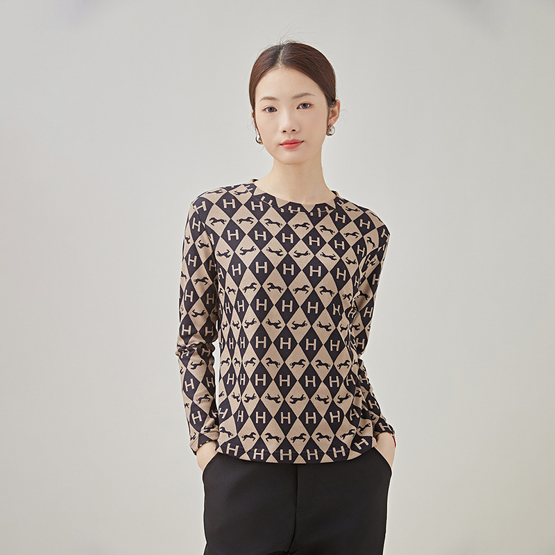 라운드넥 H말 (대량 비공개 채팅)