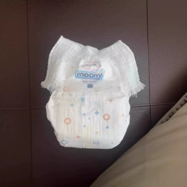 湿巾纸;纸尿裤;卫生巾