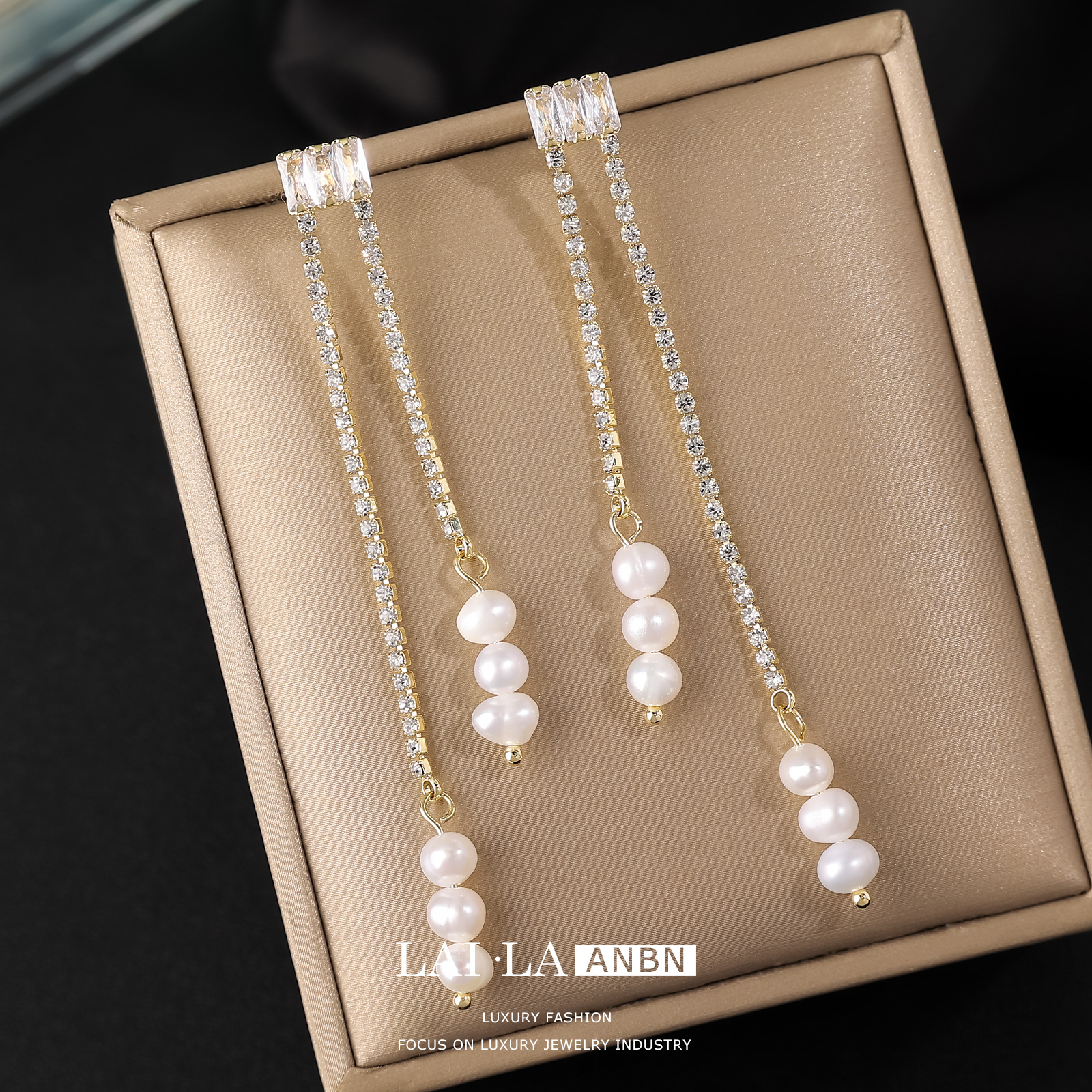 organic elegant earrings from pearl with zircon