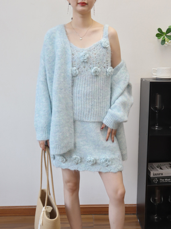 立体花朵针织马甲+毛衣外套+半身裙三件套女2025秋冬穿搭一整套女|undefined