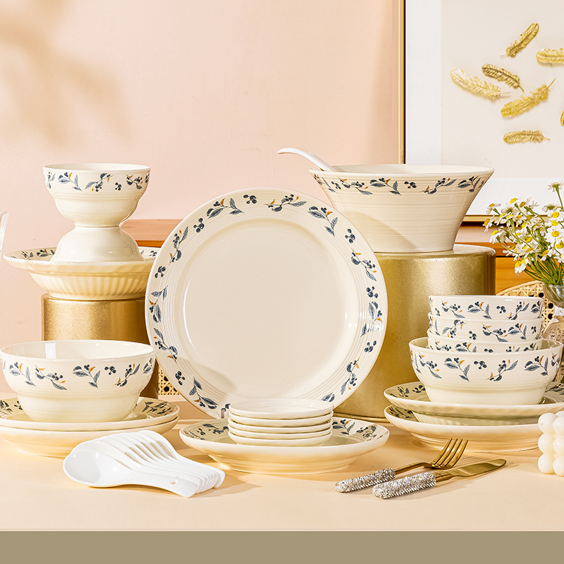 Underglaze Color Bowl and Plate Set 2026 French Lace Ceramic Rice Bowl and Dishware Set with a Light Luxury and High-End Feel