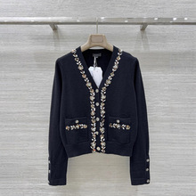 法式宫廷显瘦气质小香风高版本花朵刺绣钉珠亮片V 领长袖针织开衫