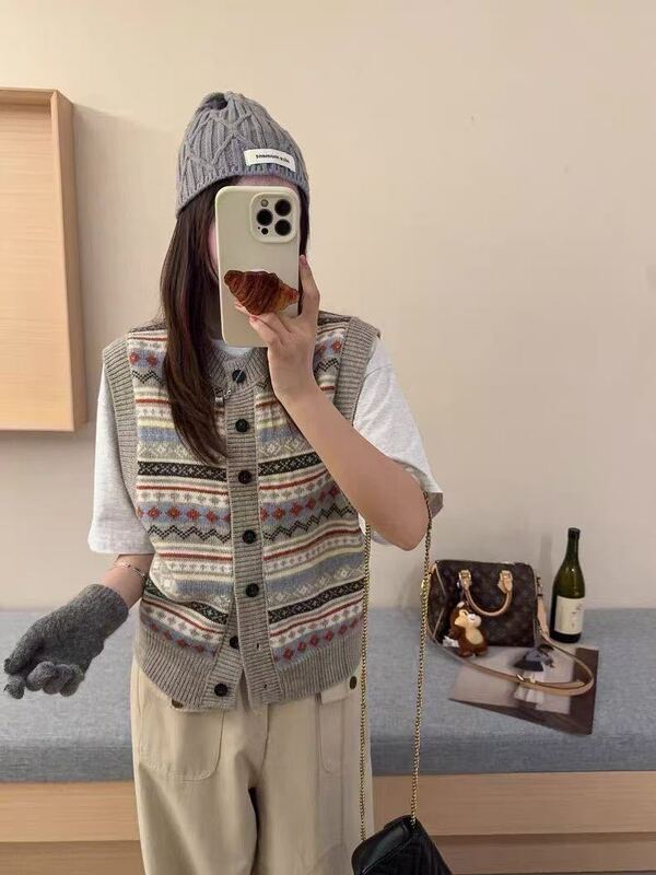 文艺复古风费尔岛提花针织马甲女秋冬撞色叠穿马夹背心上衣女1303|undefined