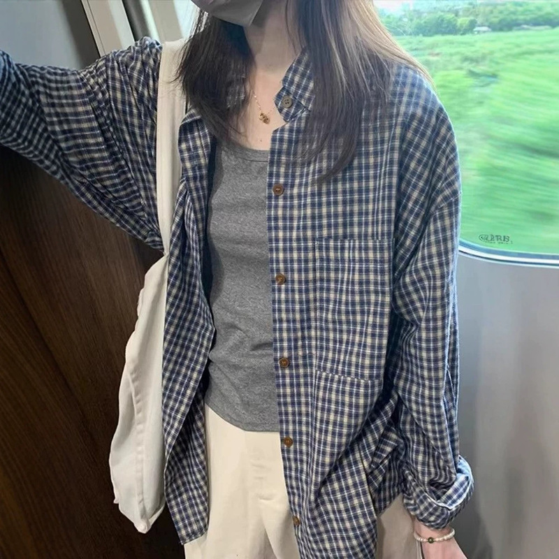 Retro Blue Long-Sleeved Plaid Shirt for Women, Early Autumn Lazy Style Top, Casual Plaid Jacket, Loose Outer Shirt Retro Blue Long-Sleeved Plaid Shirt for Women, Early Autumn Lazy Style Top, Casual Plaid Jacket, Loose Outer Shirt