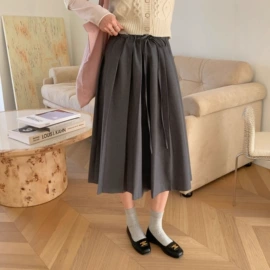 羽绒服;半身裙;女式衬衫