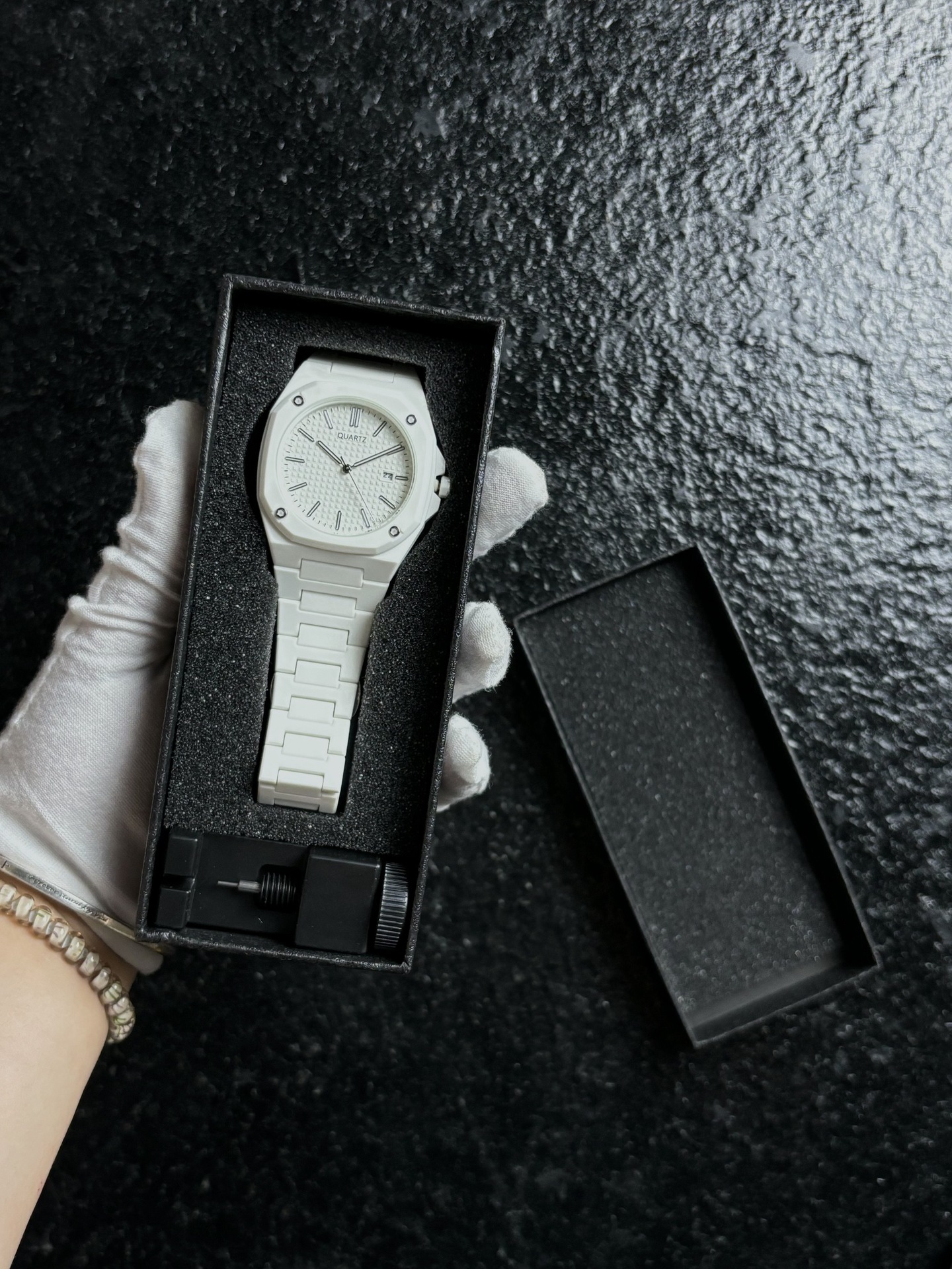 1165-2 domestic movement battery double snap button