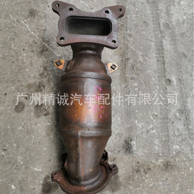 Suitable for 2009 Odyssey Rb3 Three-Way Catalytic, Original Car Used Dismantling Car Accessories Suitable for 2009 Odyssey Rb3 Three-Way Catalytic, Original Car Used Dismantling Car Accessories