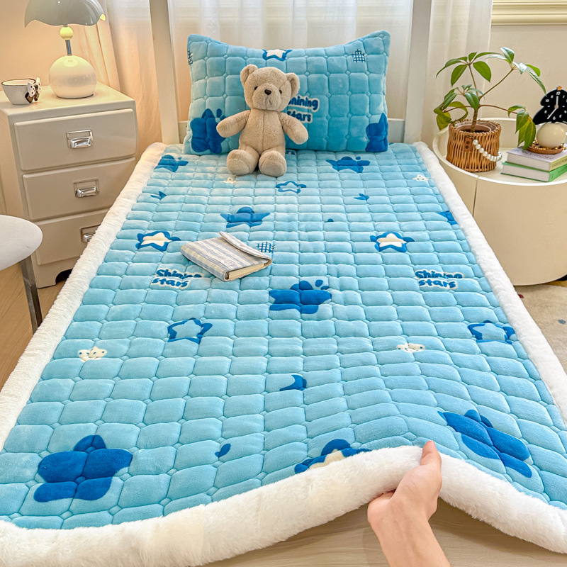 Colchón de terciopelo caliente de invierno de clase A materna y infantil colchón de terciopelo de leche colchón tatami dormitorio colchón de dormitorio