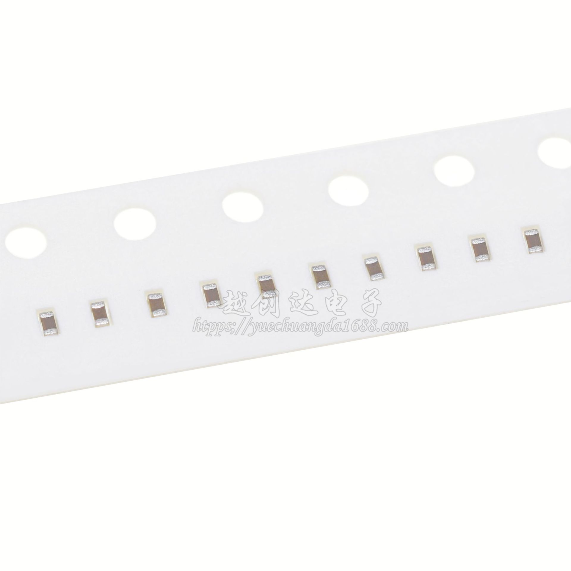 陶瓷贴片电容 1005 0402 824K 820NF 10V X5R K档 精度10% 无极性