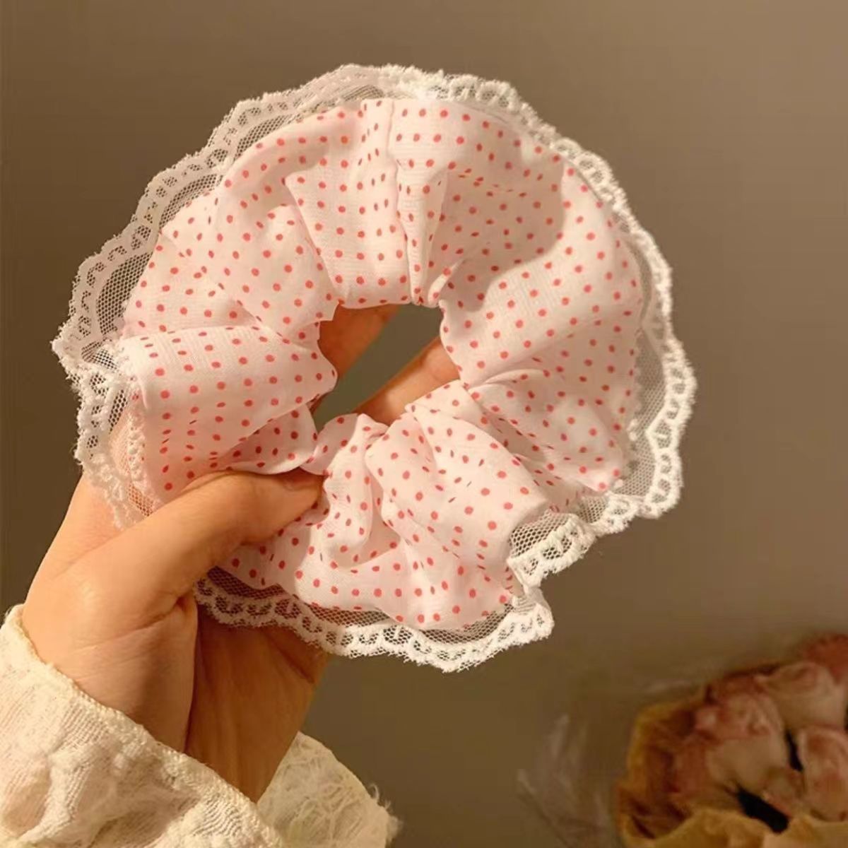 22＃粉色圆点蕾丝发圈