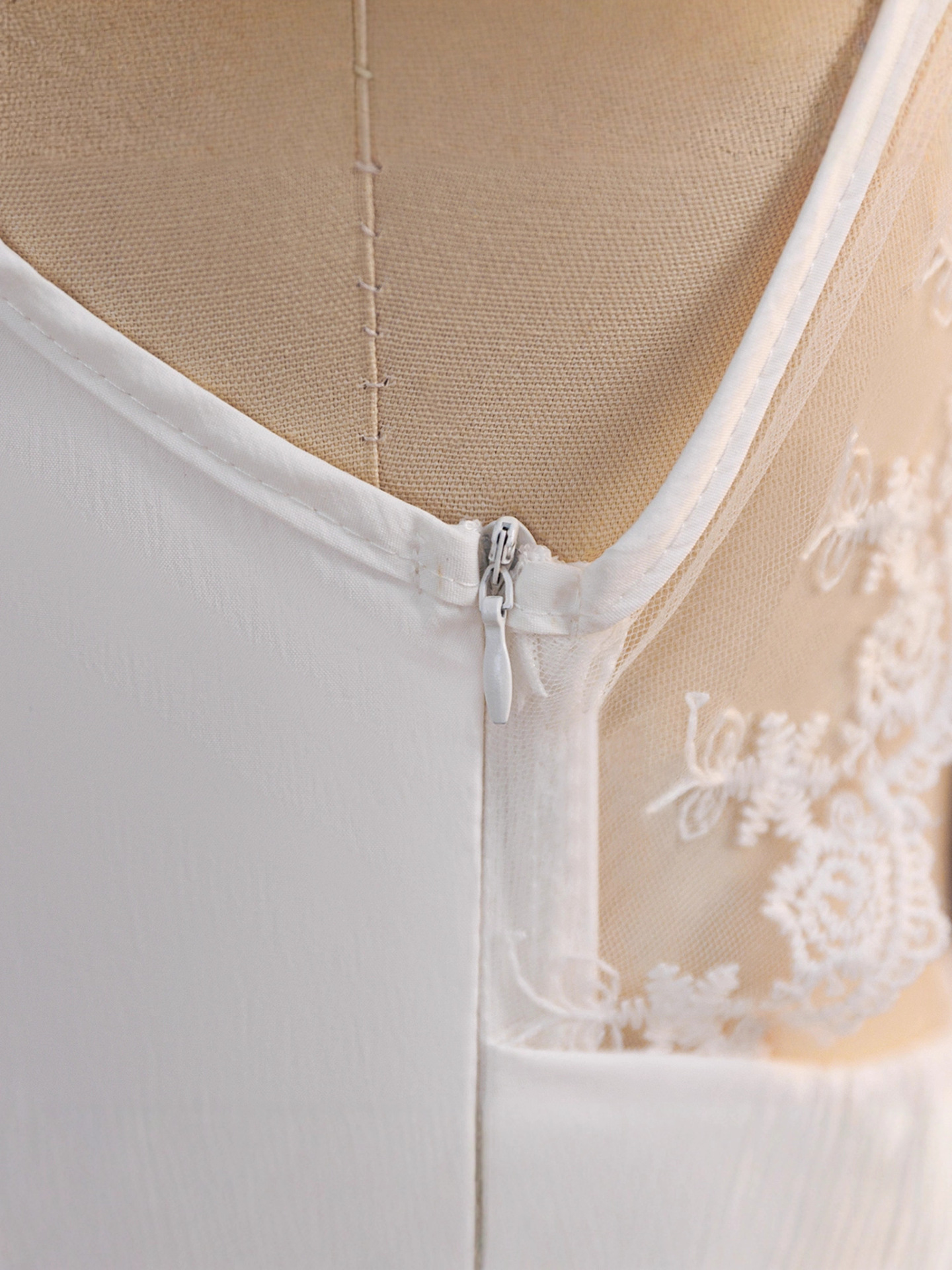 Vestido de niña blanco sin mangas de encaje esling vestido de espalda baja ropa de niños viajes casuales vacaciones vestido de princesa