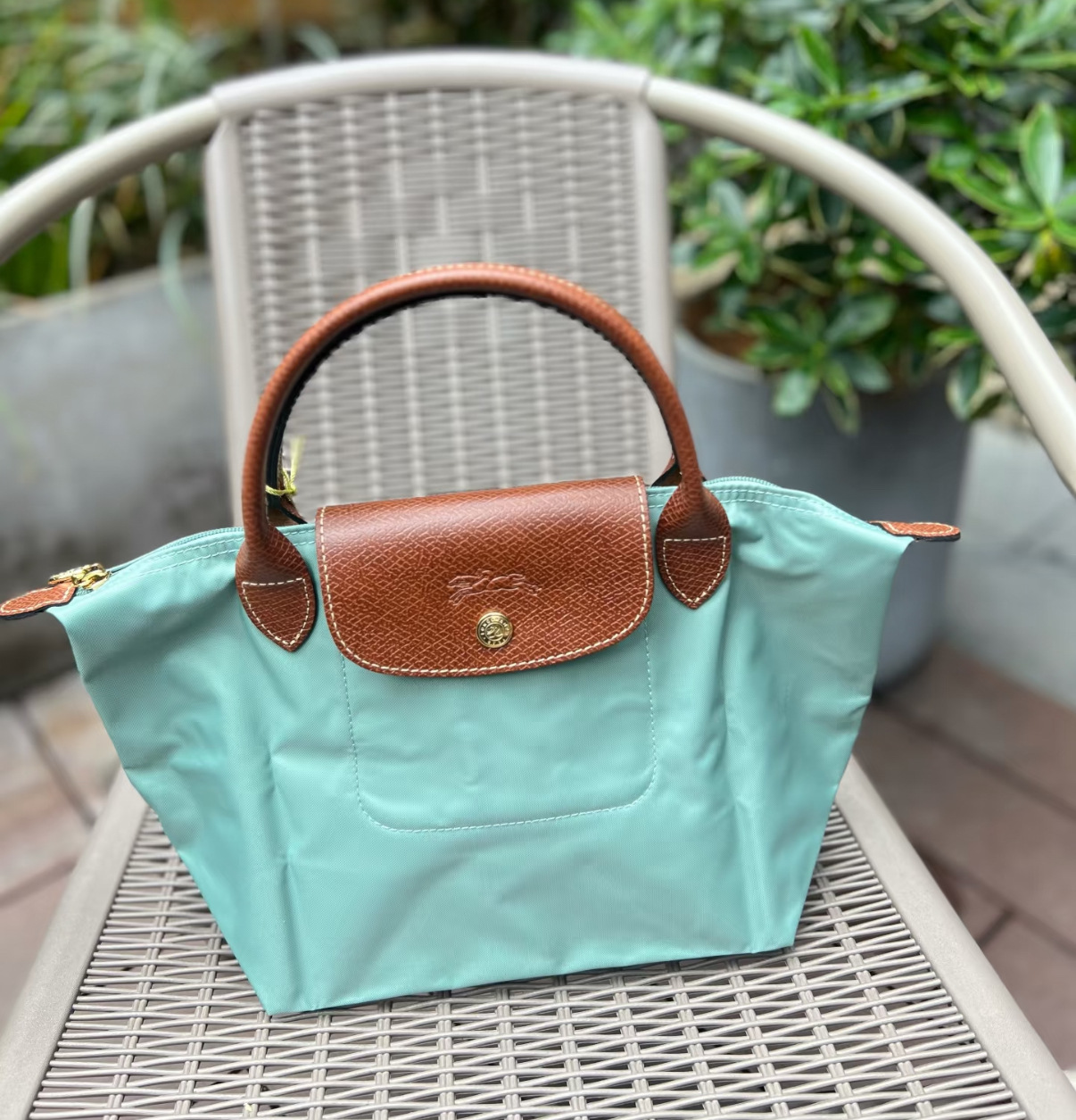 Small classic celadon color