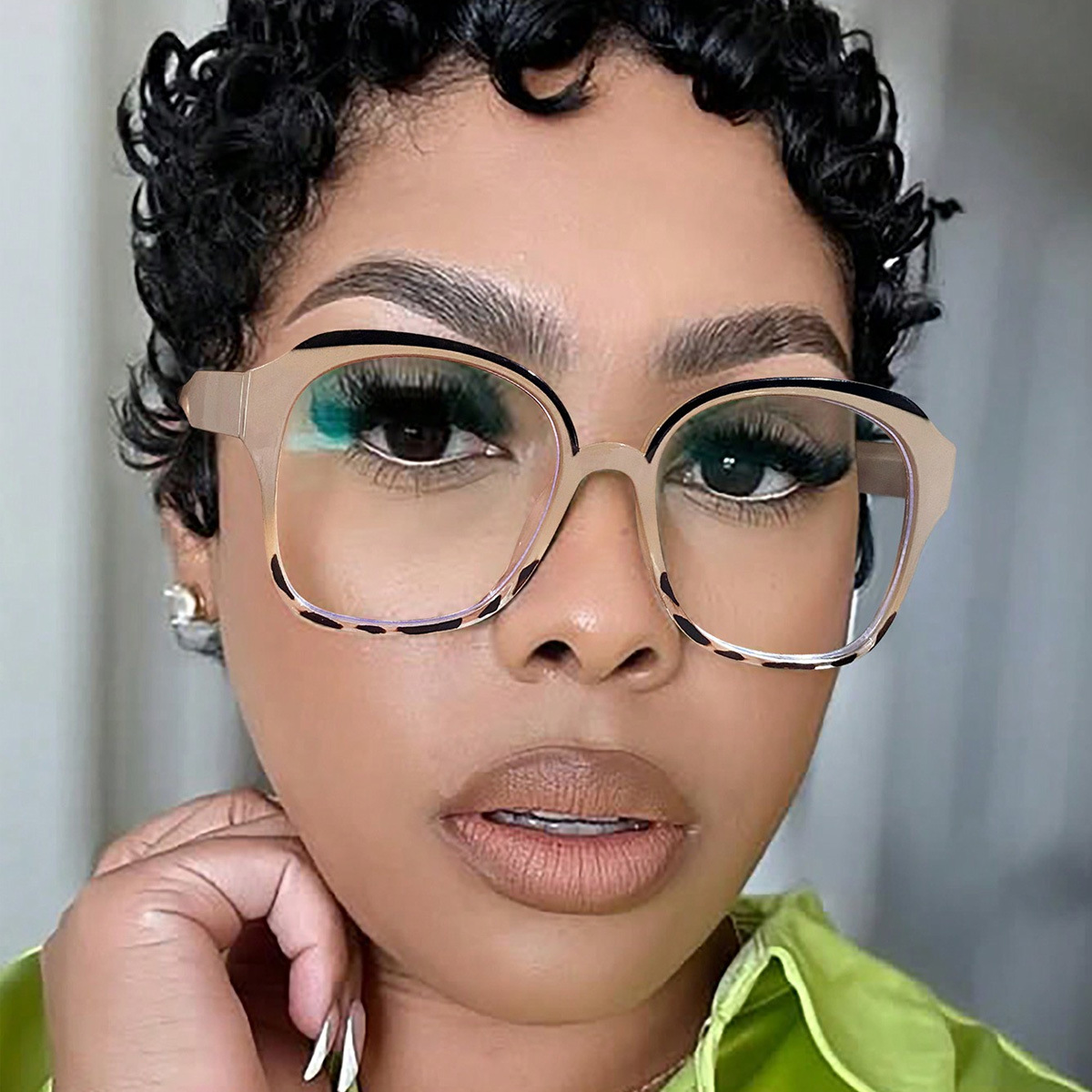 Nuevo estilo al por mayor marco grande cuadrado anti-azul marco de gafas de mujer color de empalme celebridades de Internet europeas y americanas moda con espejo plano