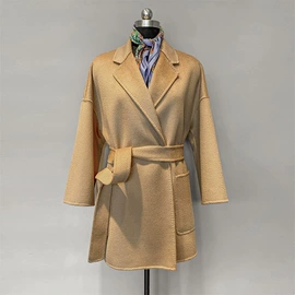 女式毛呢外套;休闲裤;女式羊绒外套