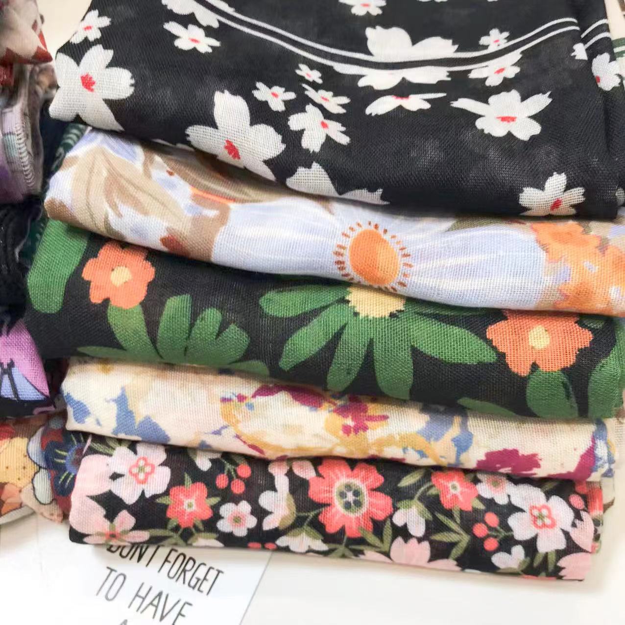 60g Weight Kerchief Classification Daily Occasion cotton and linen Material Flower Pattern Summer Season Women's Gender IG Style Style Women's IG Style Flower Cotton And Linen Kerchief 3