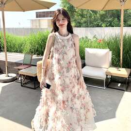 浅粉色法式超好看碎花无袖连衣裙女2026夏新款绝美超仙度假风长裙