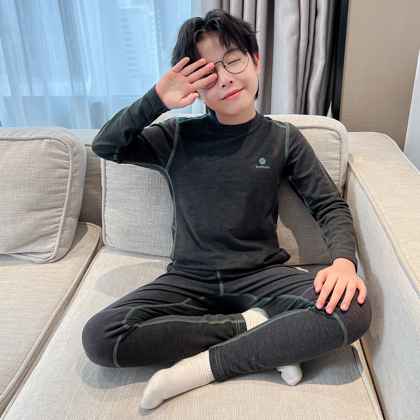 Boys' Autumn and Winter Pajamas Set 2025 New Thermal Underwear Winter Children's Thermal Tops and Pants De Rong Home Wear