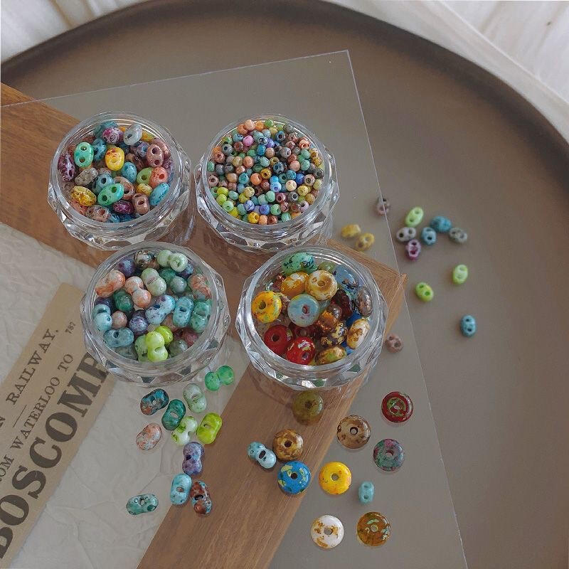 Nail art accessories Picasso rice beads, abacus beads, flat beads, peanut beads, artistic gradient vintage mixed-color nail materials Nail art accessories Picasso rice beads, abacus beads, flat beads, peanut beads, artistic gradient vintage mixed-color nail materials
