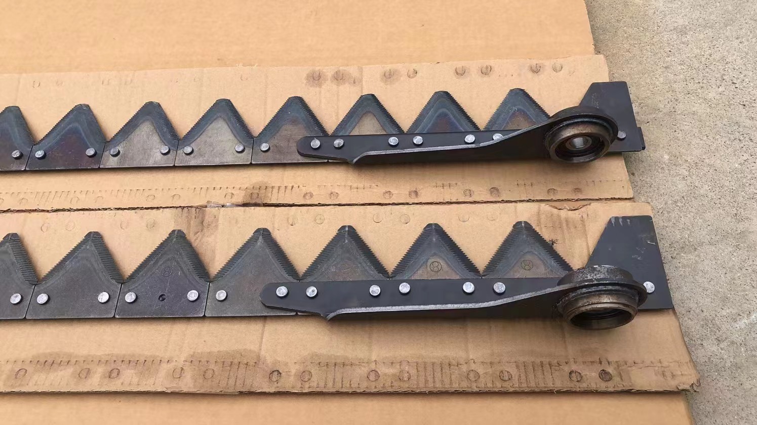 久保田收割机全车配件DC70新款割刀割刀总成5T078-51910