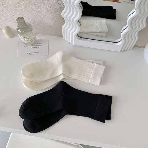 25 Spring Lightweight Breathable Women's Mid-Calf Fashion Japanese Solid Color Slimming Matchable Sports Summer White Socks