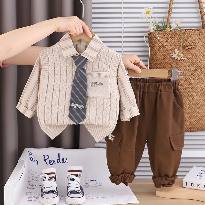 Twist sweater off-white