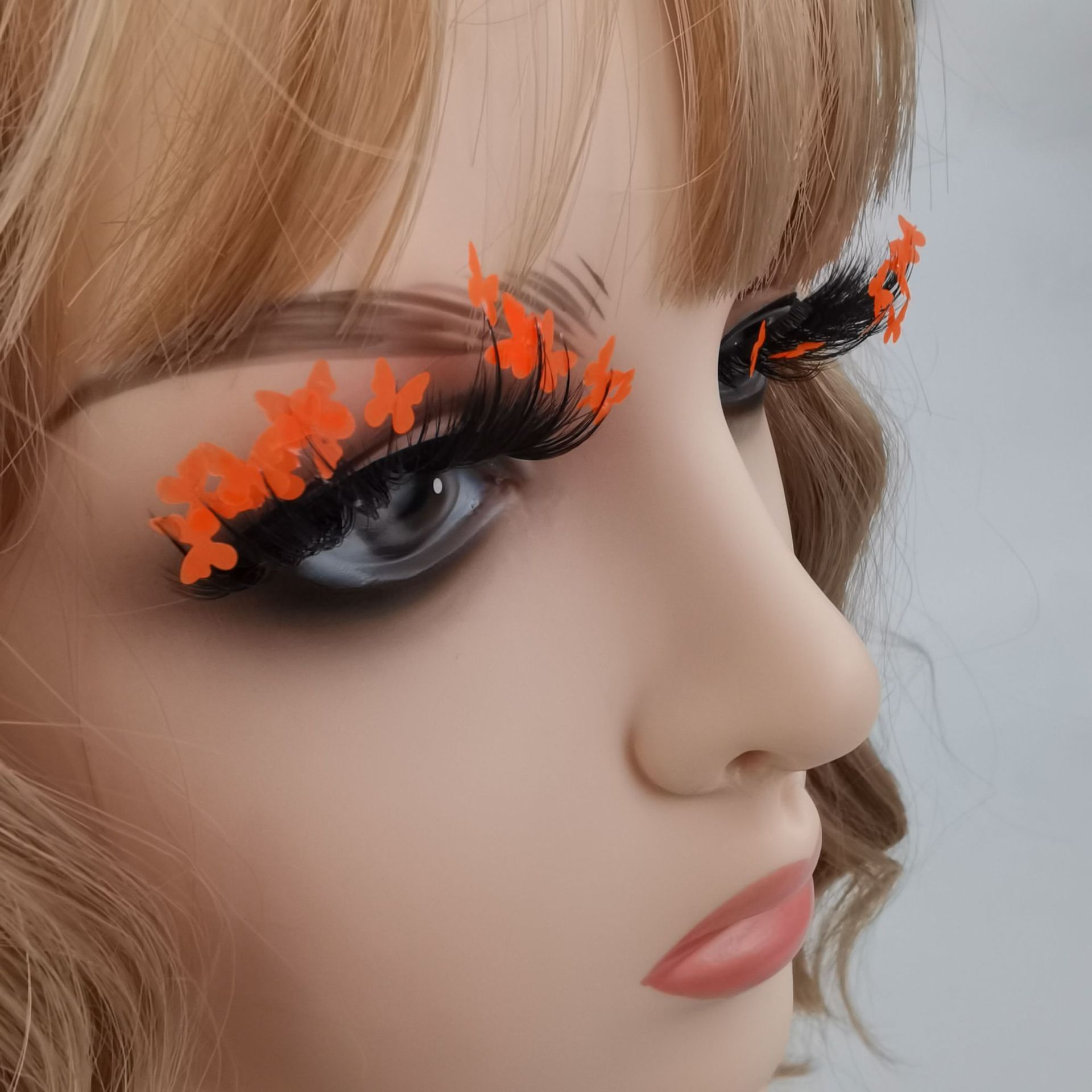 Festival de Navidad transfronterizo Venta caliente pestañas postizas color fluorescente mariposa diamante lentejuelas pestañas 3D maquillaje de escenario europeo y americano