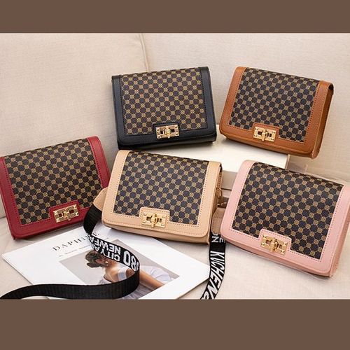  New Japanese & Korean Style Ladies Bags Trendy Fashion Polka Dot Lock-and-Key Crossbody Small Square Bag for Women