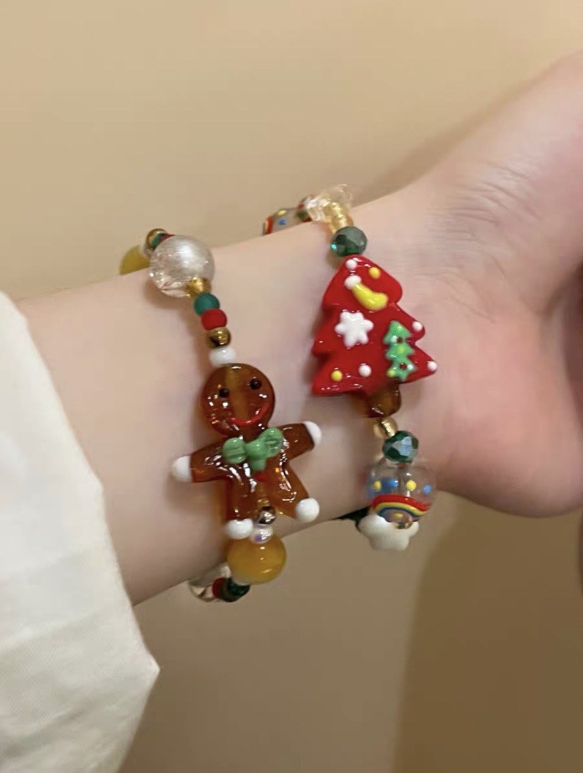 15g Weight Glass Pendant Material Bracelets Classification Glass Chain Material Beaded Chain Chain Type 1 Piece Quantity Cute Classic Style Christmas Tree Gingerbread Glass Beaded Chain Beaded Bracelets Christmas Wholesale