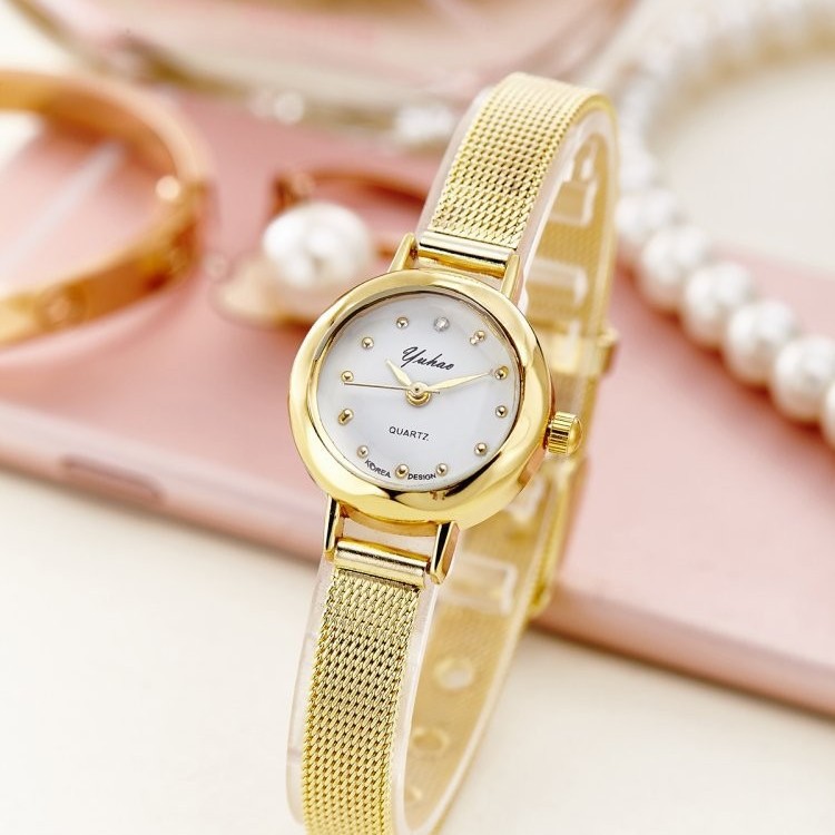 Compact Women's Watch with Fine Mesh Strap Bracelet Watch, Fashionable and Popular Style, Compact Mini Small Dial Women's Quartz Watch