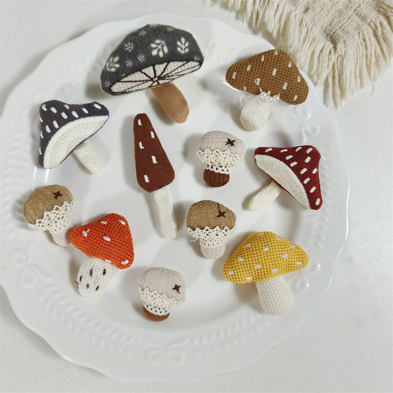 Autumn and Winter New Mori Girl Style Cute Mushroom Flower Embroidered Brooch Versatile Sweet Clothing Bags Shoes Socks Accessories Autumn and Winter New Mori Girl Style Cute Mushroom Flower Embroidered Brooch Versatile Sweet Clothing Bags Shoes Socks Accessories