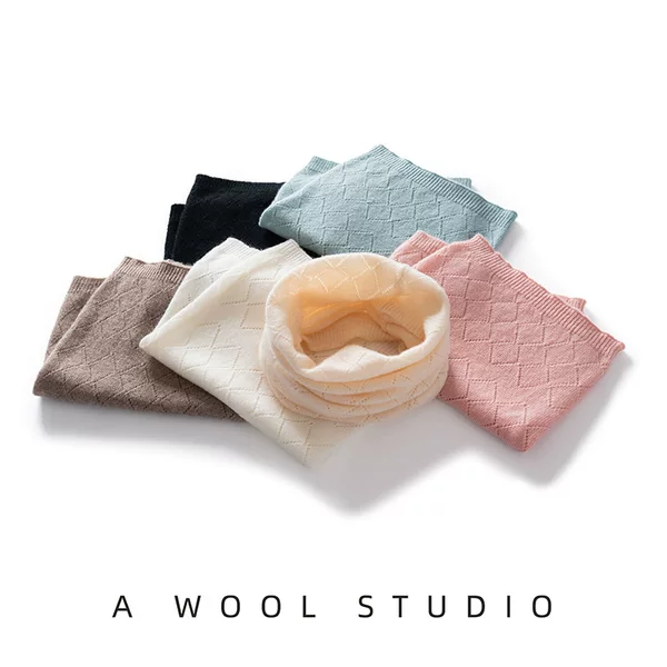 Manufacturer Cross-Border Wholesale of New Models 100% Australian Wool Diamond-Shaped Hollow-Out Warm Knit Solid Color Versatile Scarf in Stock