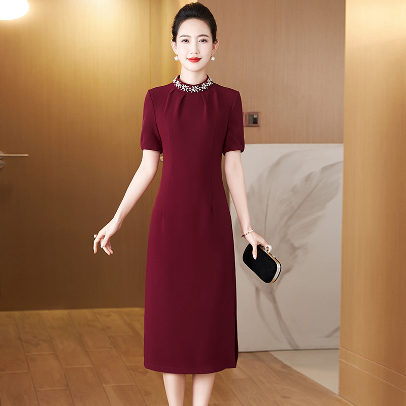 Summer Short-Sleeved New Wine Red Mid-Length Dress for Mother-In-Law to Wear at Daughter's Wedding Banquet Summer Short-Sleeved New Wine Red Mid-Length Dress for Mother-In-Law to Wear at Daughter's Wedding Banquet