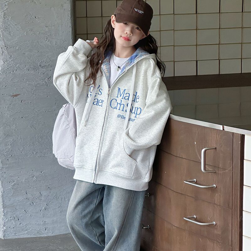 Girls' Zip-Up Jacket, New Korean-Style Plaid Hoodie for Spring and Autumn, Trendy Top for Older Children