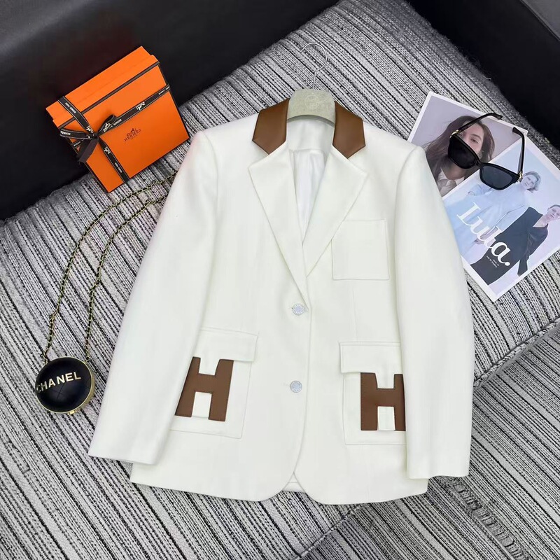 Nanyou High-End Original Quality 26 Early Spring New Style Patchwork Letter Pocket Decoration Turn-Down Collar Long Sleeve Blazer for Women