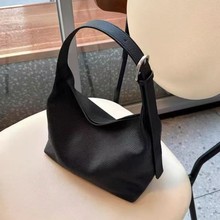 the rowŮʿ�μ����ɫ���s�p��ٴ�isa hobo���μ��������Ƥ