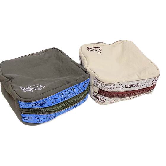 In-Stock Japanese-Style Snoopy Cartoon Embroidery Pattern Storage Makeup Bag Retro Square Makeup Bag Toiletry Bag