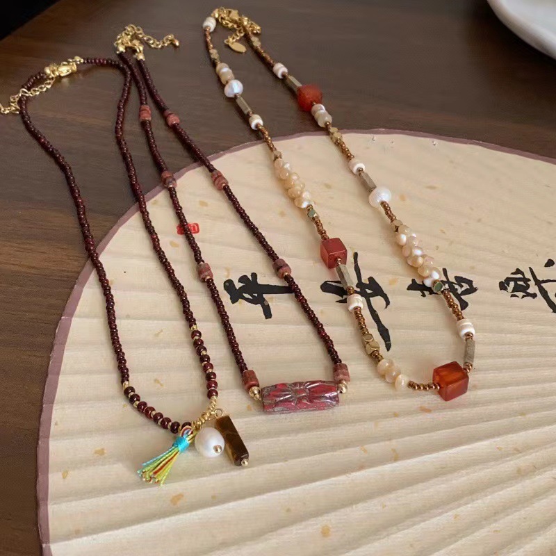 新中式仿天然石手工串珠项链女小众设计高级感敦煌风红纹石项链