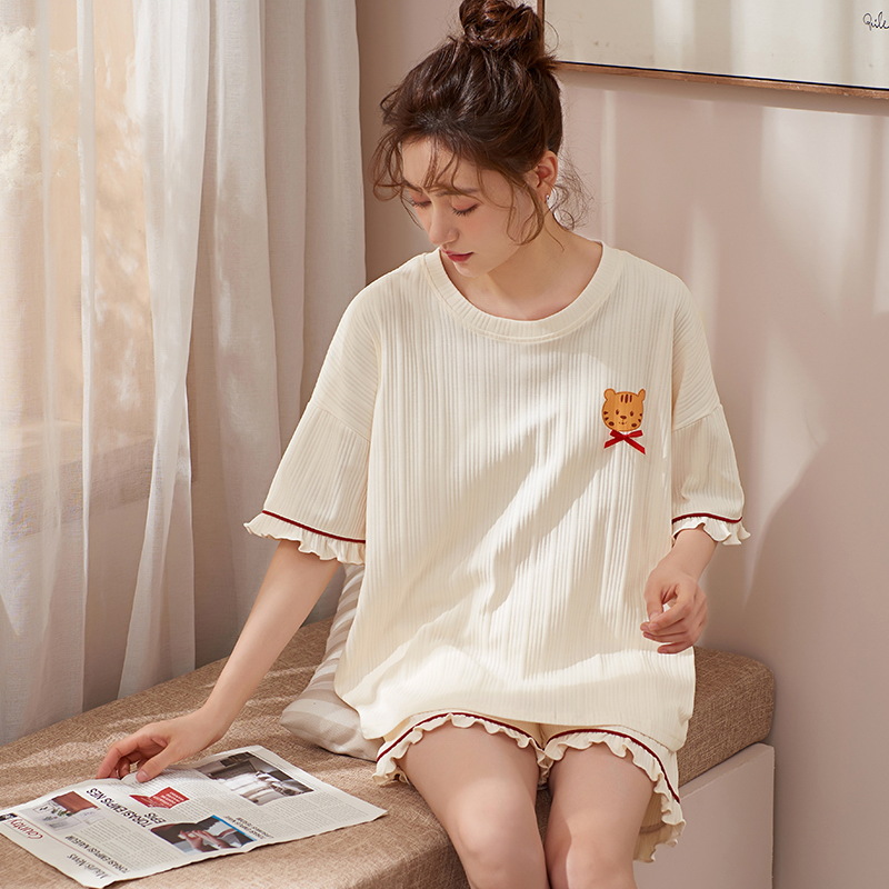 2022 pijamas de pareja de verano de manga corta de algodón delgado más el tamaño suelto de los hombres y las mujeres traje de dos piezas desgaste del hogar de verano