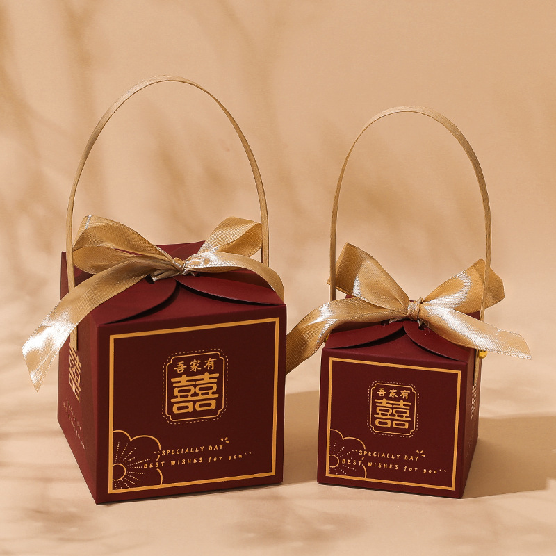 Caja de dulces de boda Boda 2024 Nuevo caramelo portátil de alta gama Empaquetado de dulces de boda Caja de regalo Bolsa vacía