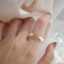 小众设计ins风珍珠戒指女甜美镂空花朵指环复古法式关节食指手环