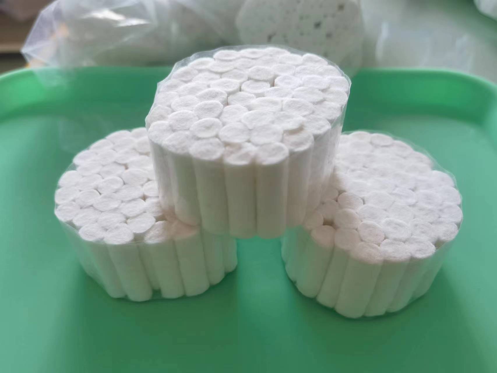 外贸 牙科棉卷 脱脂棉卷 口腔吸水止血棉条 1cmX3.8cm