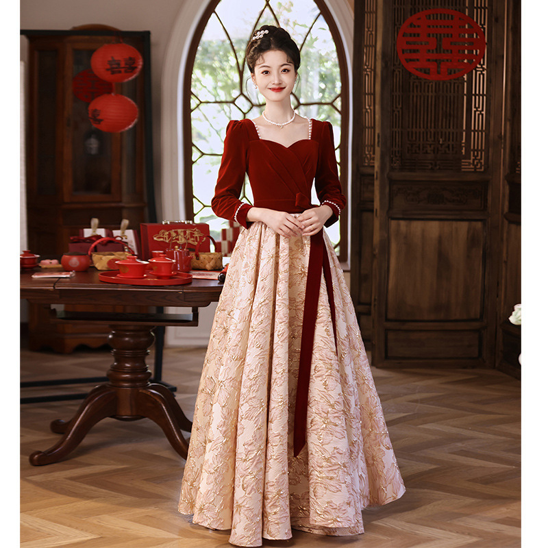 Bride's Toast Dress 2026 New Red Wedding Engagement Banquet Evening Dress Long-Sleeved Homecoming Casual Dress