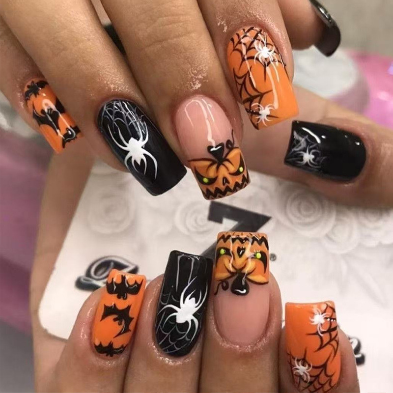 Halloween Chinese Black and White Spider Spider Web Pumpkin Design Wearable Manicure Nails Cartoon Style Fake Nails