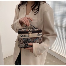 ���ֵ��ͨС�ܻ��y��2025�¿��yʽϴ��������ʽ���������ռ{��