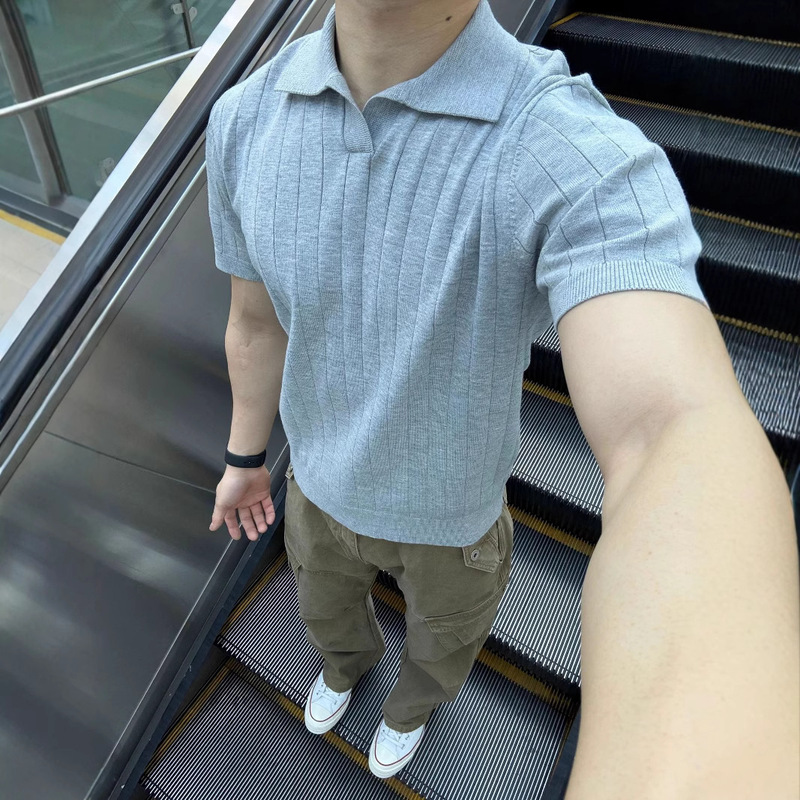 Summer Intellectuals V-neck Polo Shirt Knitted Short-sleeved T-shirt Fit Lapel Solid Color Woven Pit Strip Summer Intellectuals V-neck Polo Shirt Knitted Short-sleeved T-shirt Fit Lapel Solid Color Woven Pit Strip