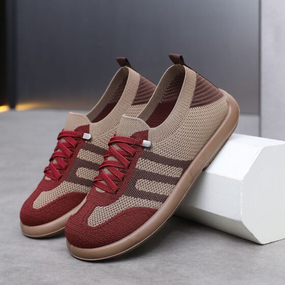 2025 Spring New Fashion Western Style German Training Shoes Lightweight Comfortable Women's Casual Shoes Soft Sole Non-slip Old Beijing Cloth Shoes