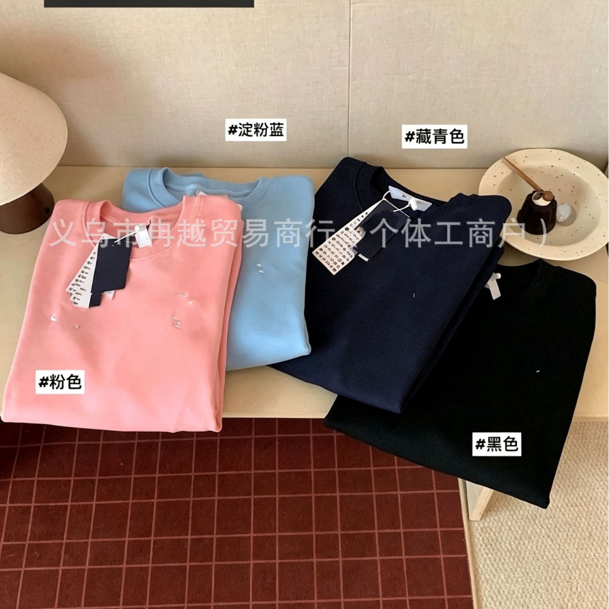 M brand letter couple embroidered sweatshirt, simple round neck sweatshirt, soft and comfortable, versatile for work and leisure, pullover sweatshirt