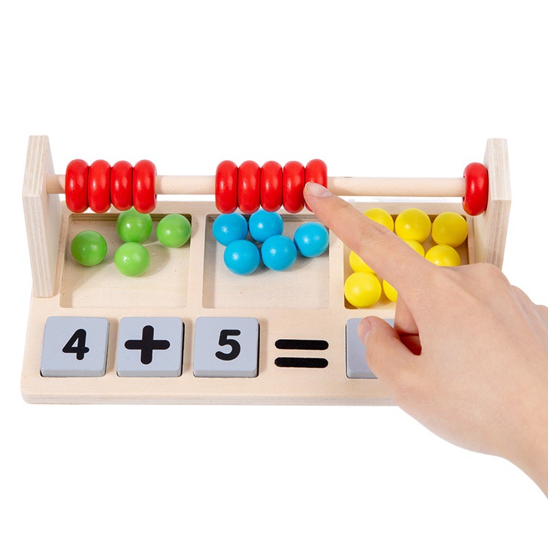 Cálculo de cuentas de madera Estante aritmético tres en uno entrenamiento aritmético para niños con manos en Movimiento del cerebro juguetes educativos de educación temprana al por mayor