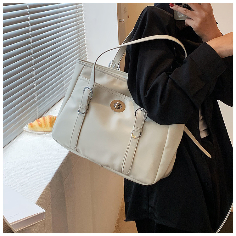 Retro Women's Shoulder Bag Large Capacity Tote Simple Texture_voghion.com