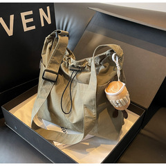 Lifestyle Large Capacity Bags for Women 2024 New Fashion High-Grade Texture Crossbody Bag for Class Commute Shoulder Bag